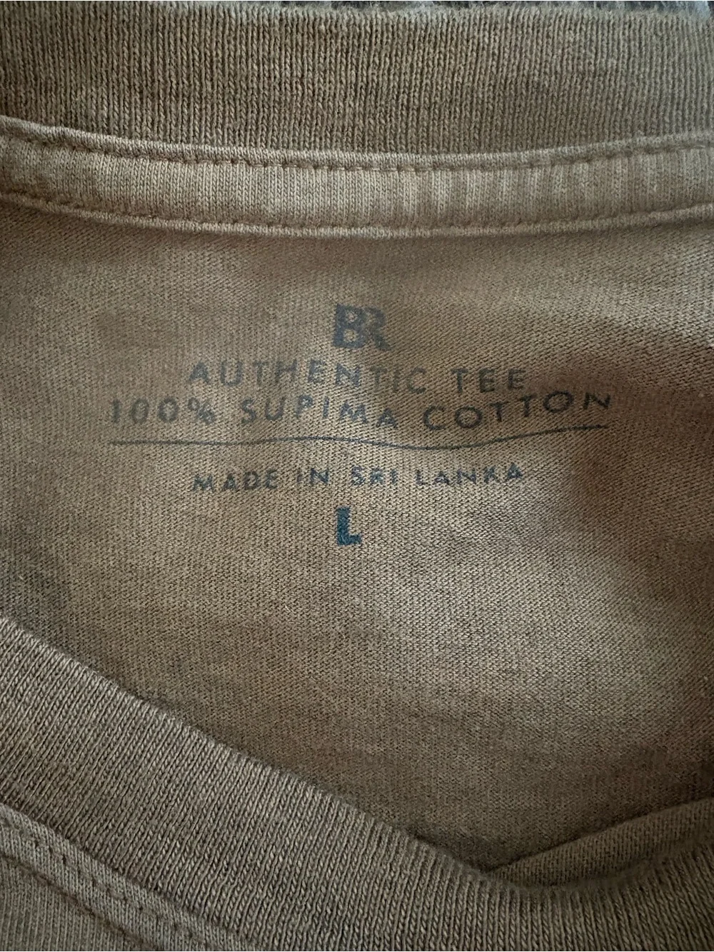 Banana Republic Men's Classic Crew Neck T-Shirt — Brown